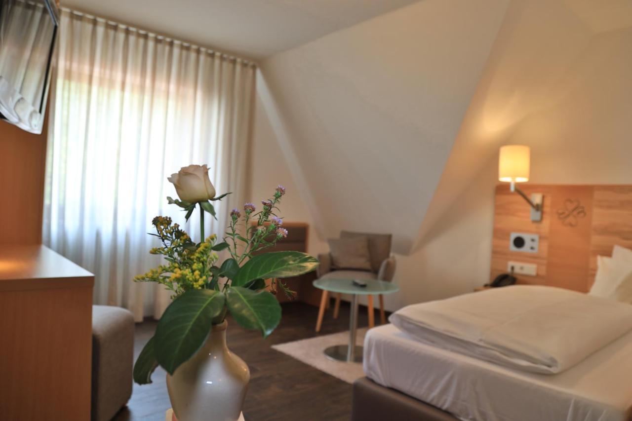 Landidyll Hotel Zum Alten Schloss Kirchensittenbach Eksteriør bilde